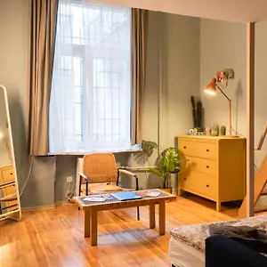 Apartament Lovely In Party Street Ka10, Budapeszt