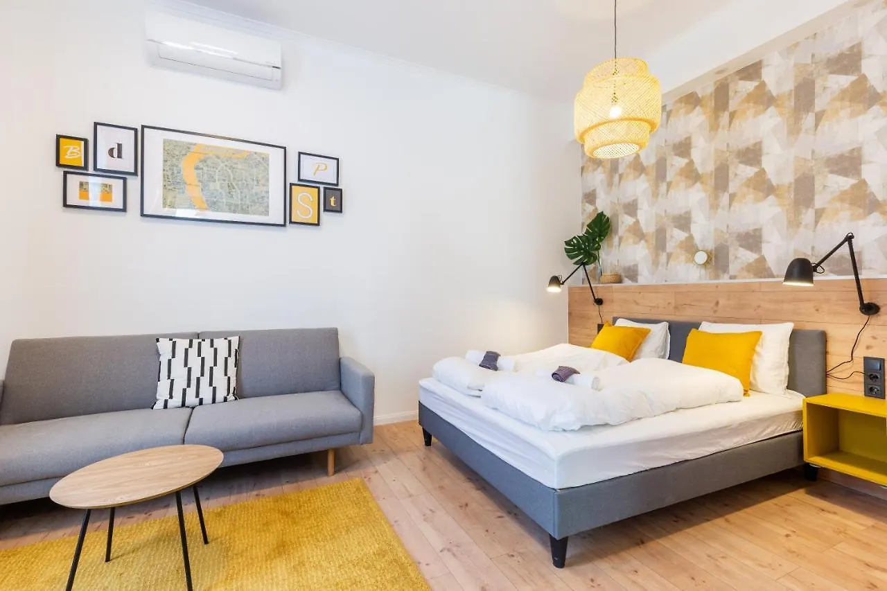 A13- Boutique Apartments, Best Location, By Bqa Budapest Apartment