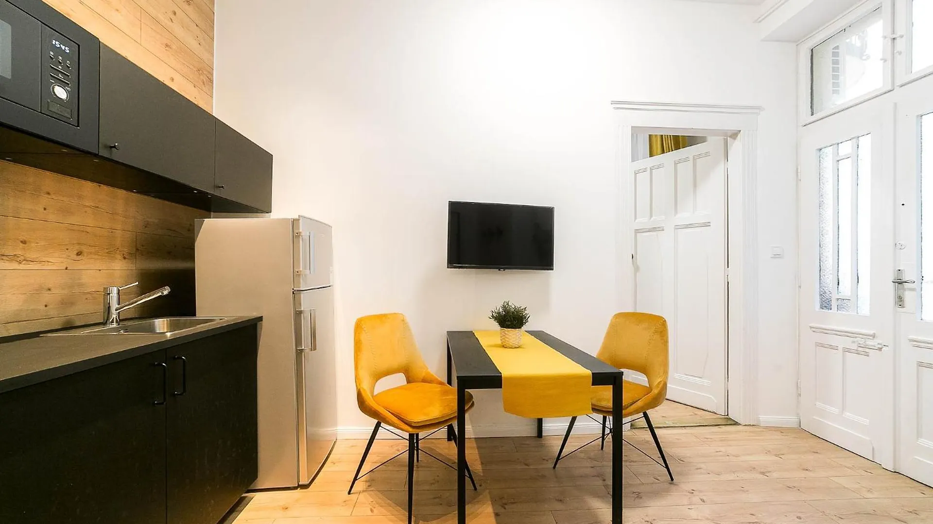 A13- Boutique Apartments, Best Location, By Bqa Budapest