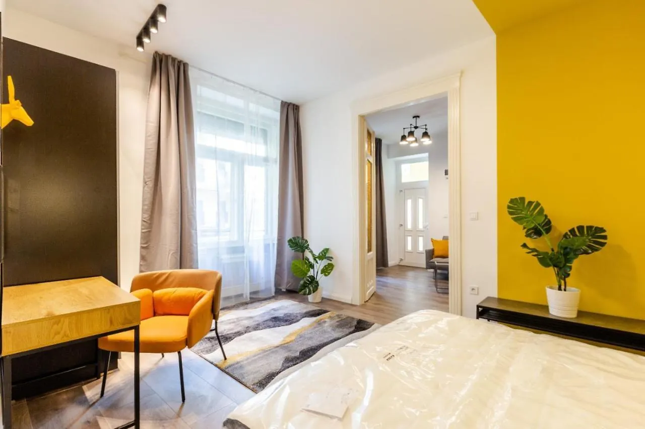 A13- Boutique Apartments, Best Location, By Bqa Βουδαπέστη 0*,