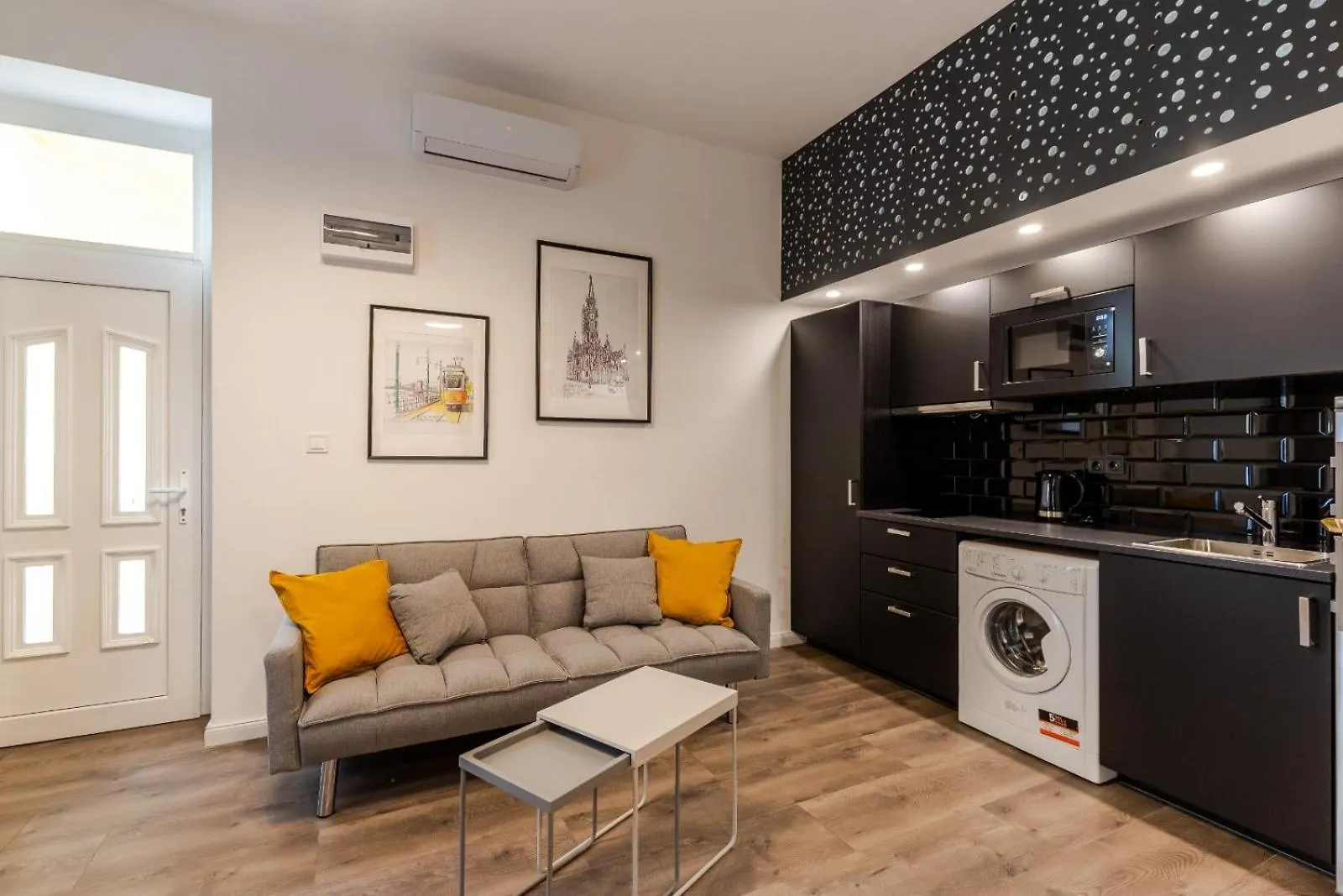 A13- Boutique Apartments, Best Location, By Bqa Βουδαπέστη 0*,
